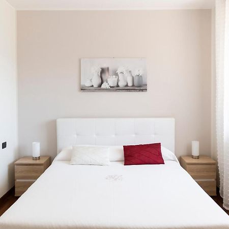 Vanilla - Cozy Apartment With Private Terrace أرونا المظهر الخارجي الصورة