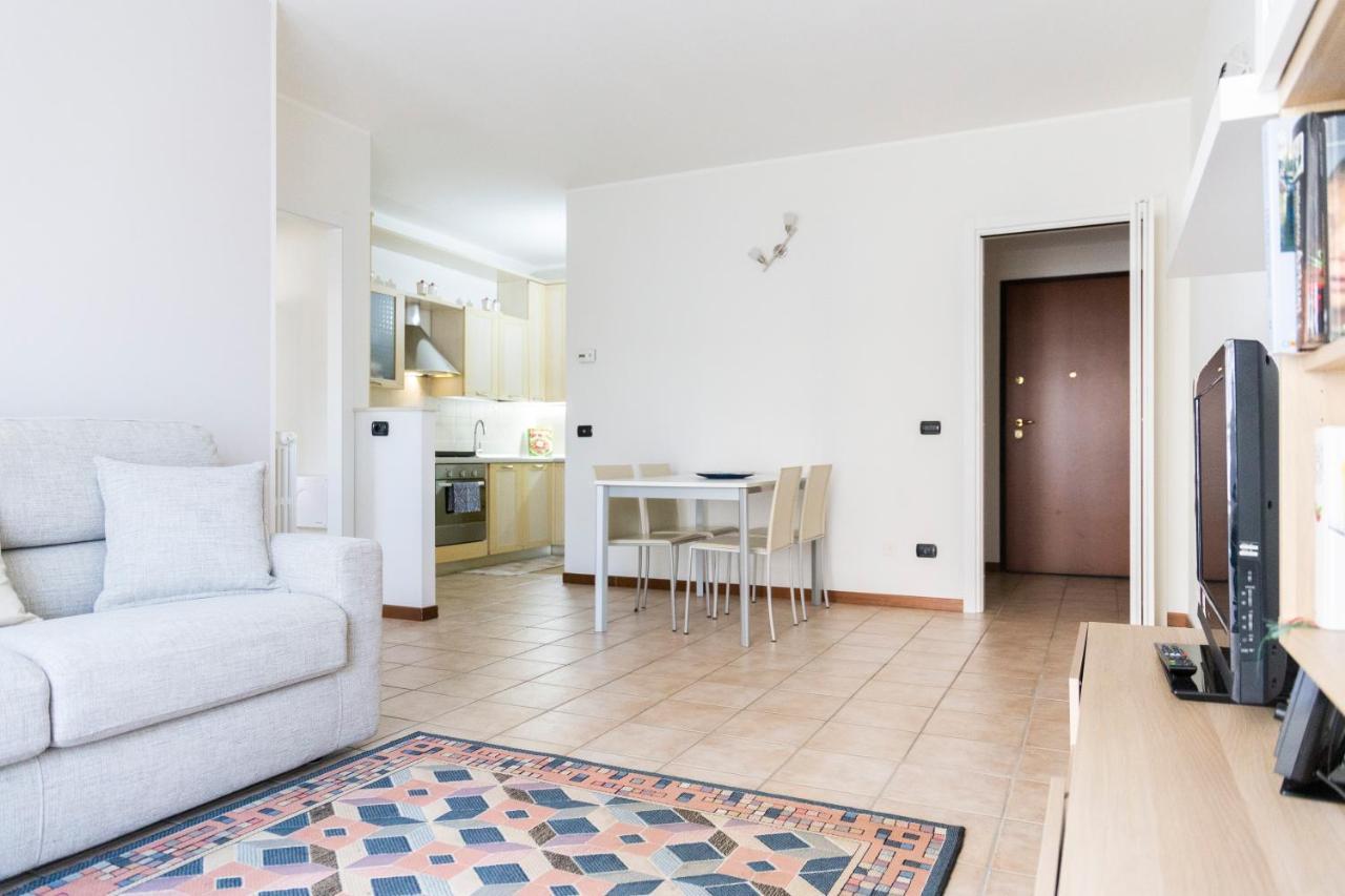 Vanilla - Cozy Apartment With Private Terrace أرونا المظهر الخارجي الصورة