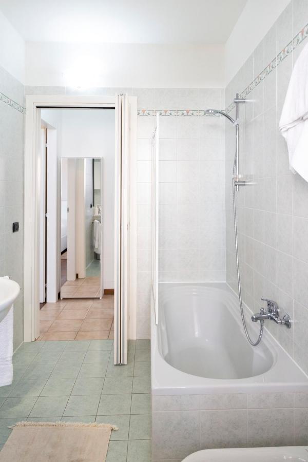 Vanilla - Cozy Apartment With Private Terrace أرونا المظهر الخارجي الصورة